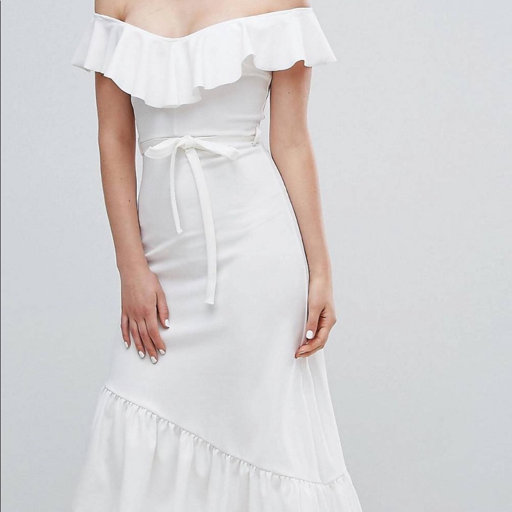 White off shoulder maxi dress